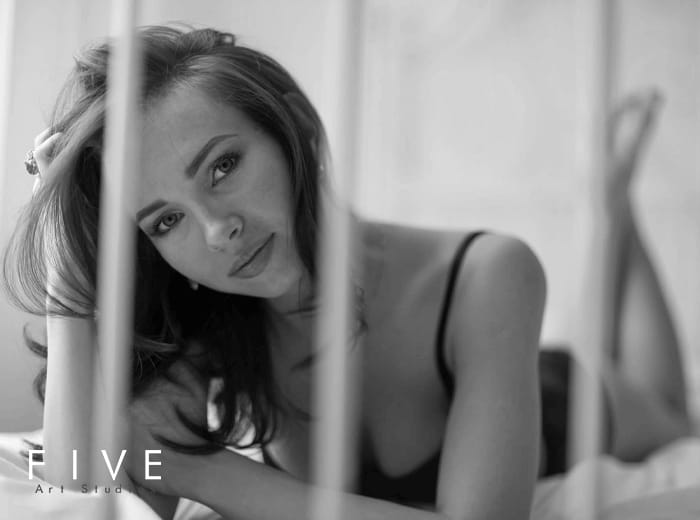 Boudoir fotoshoot incl. visagie & hairstyling bij Five Art Studios