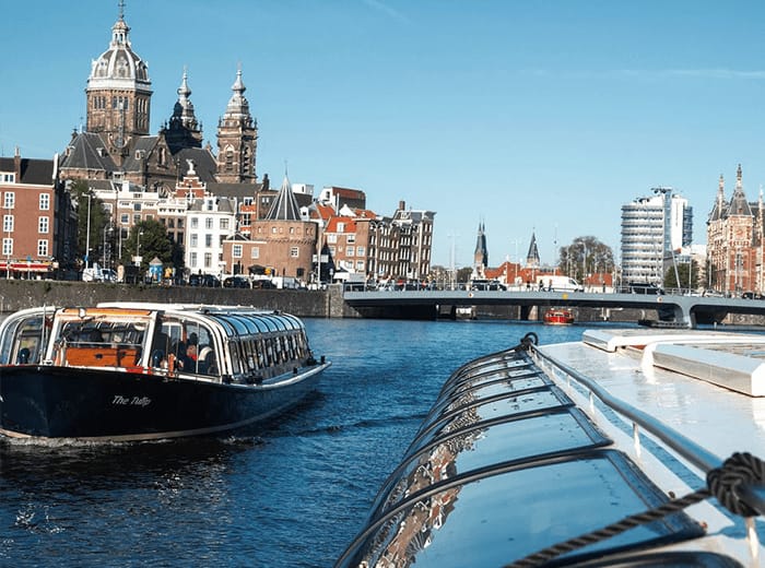Tickets 2 Rondvaart (75 minuten) door Amsterdam