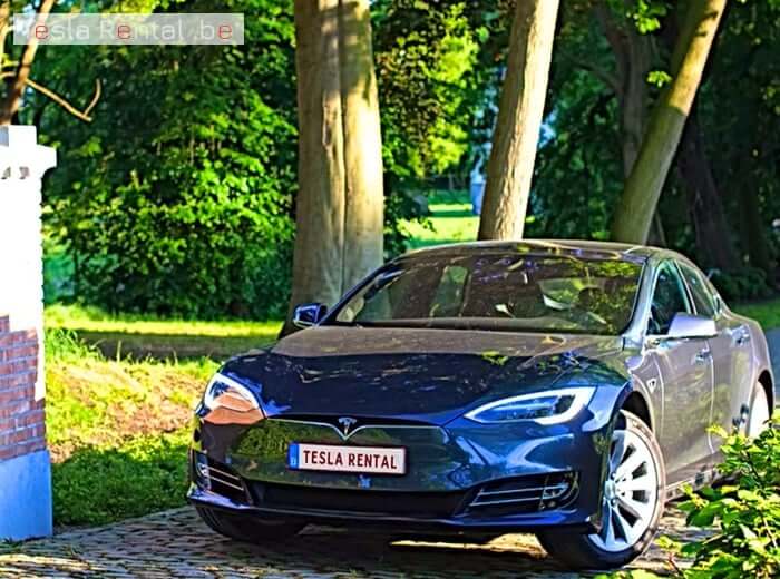 Tickets 3 Huur 1 dag een Tesla S75 via Tesla Rental