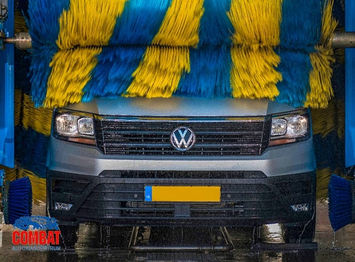 Wasbeurt bij Autowascentrum Combat