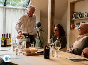 Wijn- of bubbelproeverij aan huis + evt fles wijn door De Kasteelhoeve