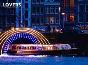 Amsterdam Light Festival rondvaart met LOVERS + evt. onbeperkt drankjes
