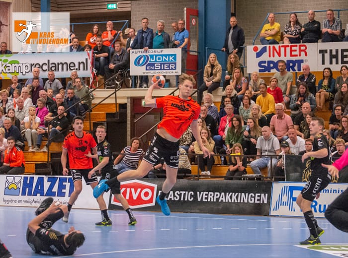 Ticket voor wedstrijd naar keuze van HV KRAS/Volendam + drankje