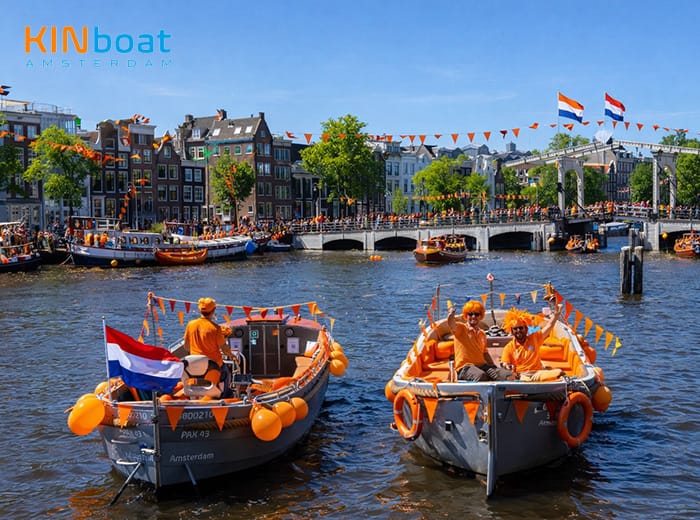 Koningsdag rondvaart Amsterdam (1