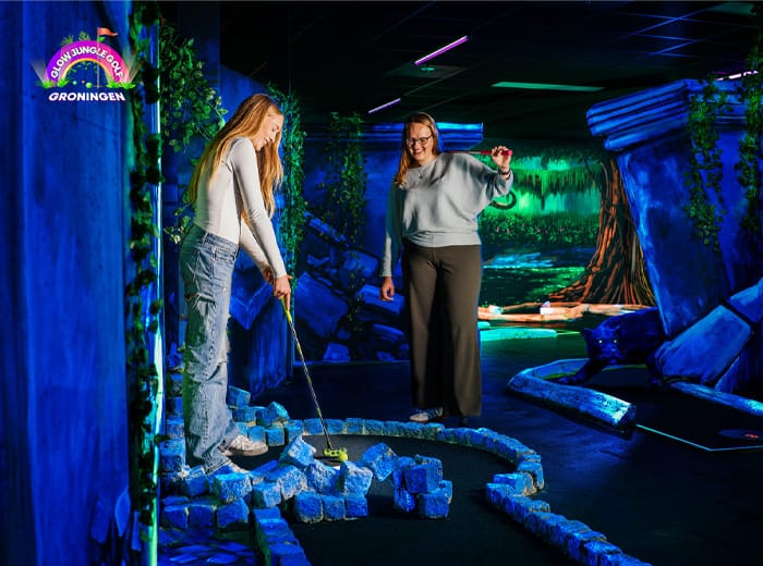 Glow Jungle Golf bij Glow Jungle Golf Groningen 1 Glow Jungle Golf bij Glow Jungle Golf Groningen